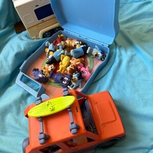 Huge Bluey lot with car, trailer and carry case